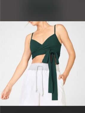 Fabletics NOLA wrap around sports bra - NWT XXL